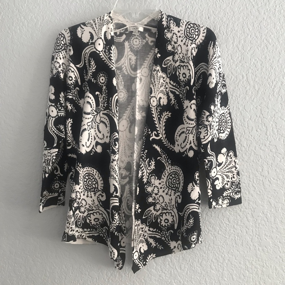 Cache 3/4 sleeve cardigan.